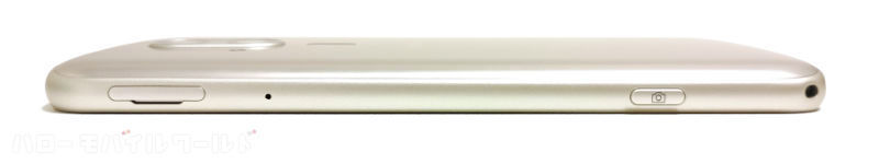 らくらくスマートフォン F-53E 本体側面 カメラボタン SIMスロット