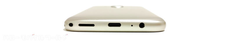 らくらくスマートフォン F-53E 本体下部 USB-C端子 イヤホンジャック スピーカー