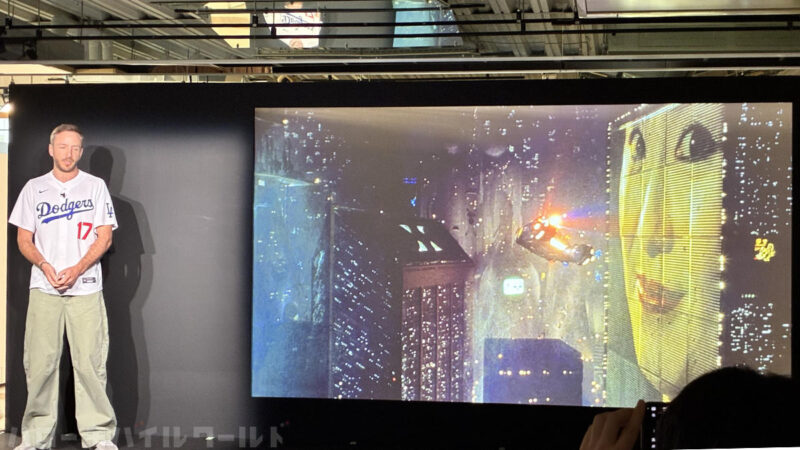 Nothing Chief Brand Officer Charlie Smith氏 映画ブレードランナーの画面？！