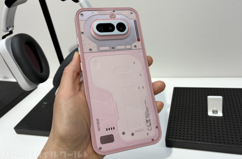 Nothing Phone (4a) ピンク背面