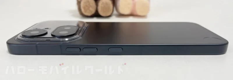 Nothing Phone 4a Pro 本体側面デザイン