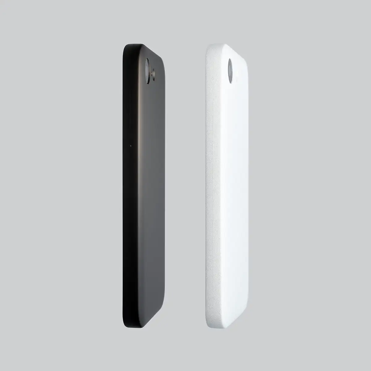 MYNUS iPhone 17e CASE 高性能樹脂 TR-90 の採用